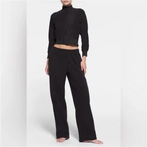 SKIMS Black Fleece Lounge Pants
